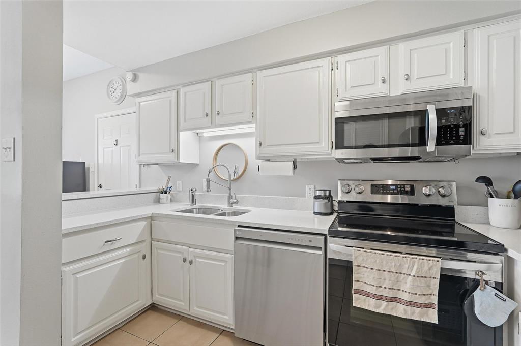 Bent Trail Twnhms - Residential Lease