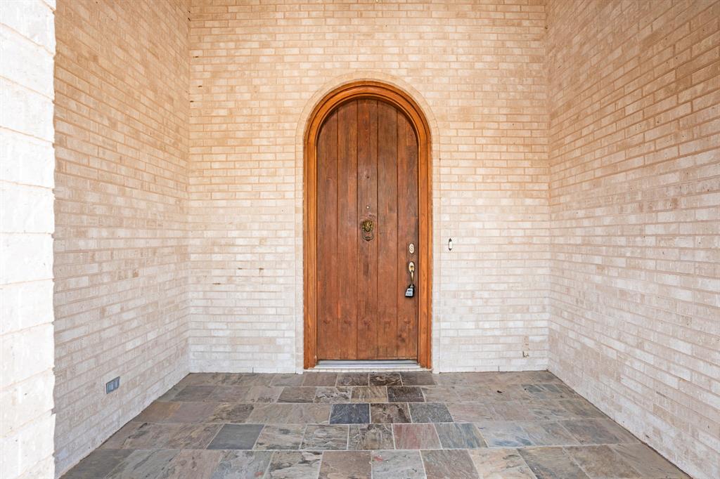 9520 Nutcracker Court