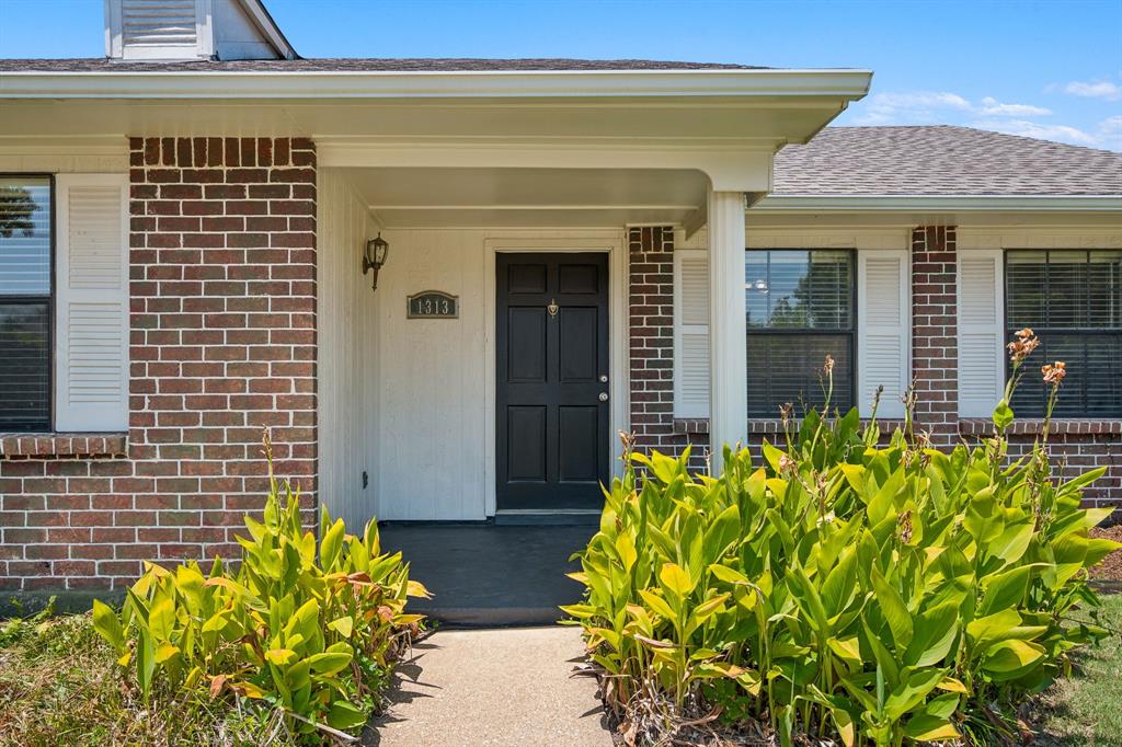 1313 Woodland Court