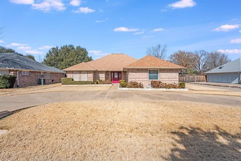 Photo of 5606 Choctaw Drive, Granbury, TX 76049 (MLS # 21116211)