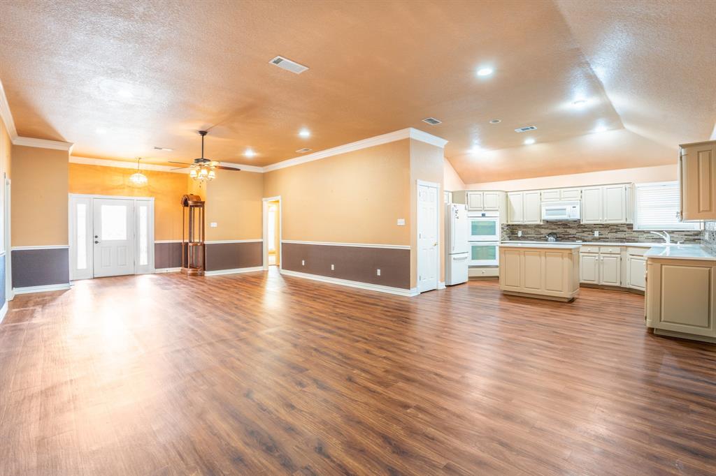 Decordova Bend Estate - Residential