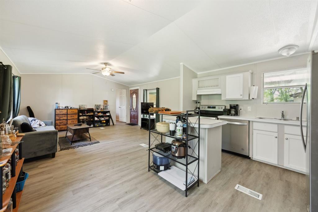 Oak Trail Shores Sec A - Residential