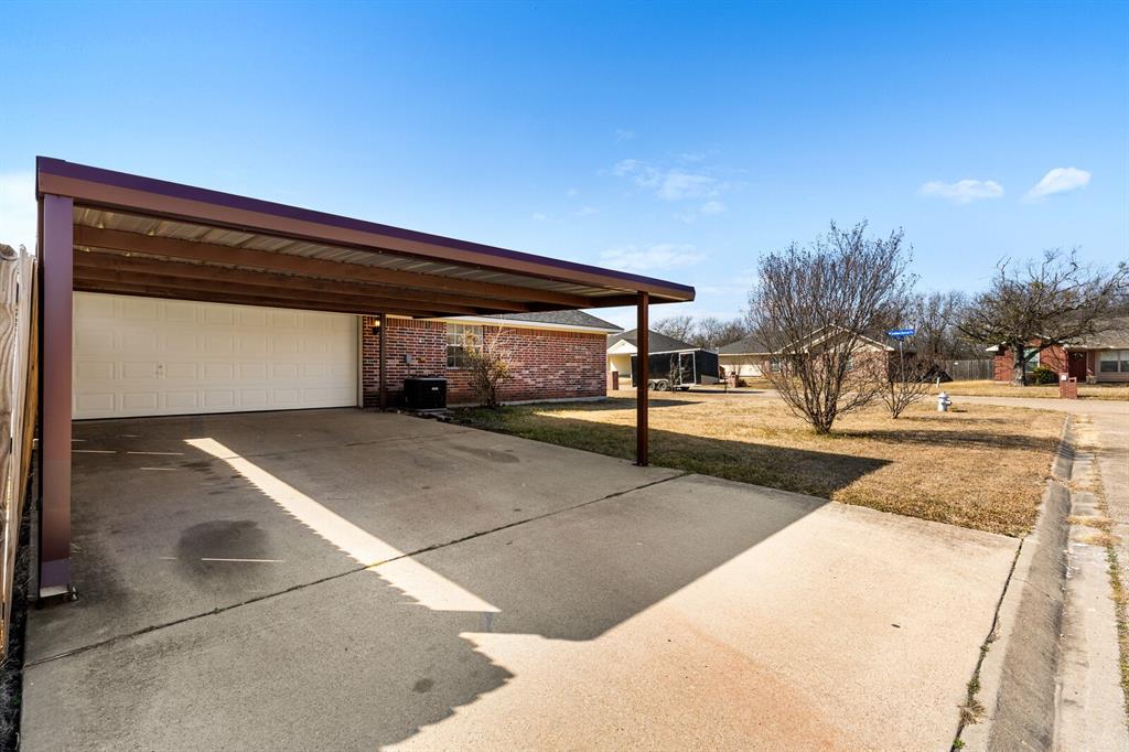 220 Broken Arrow Drive