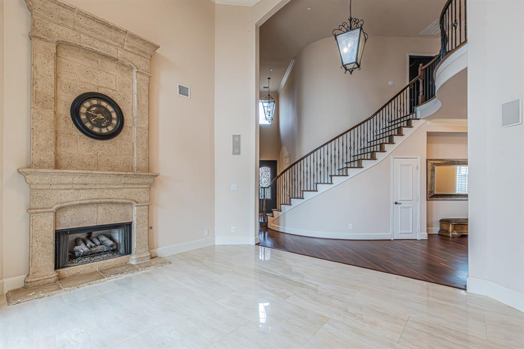 1018 Pedernales Trail