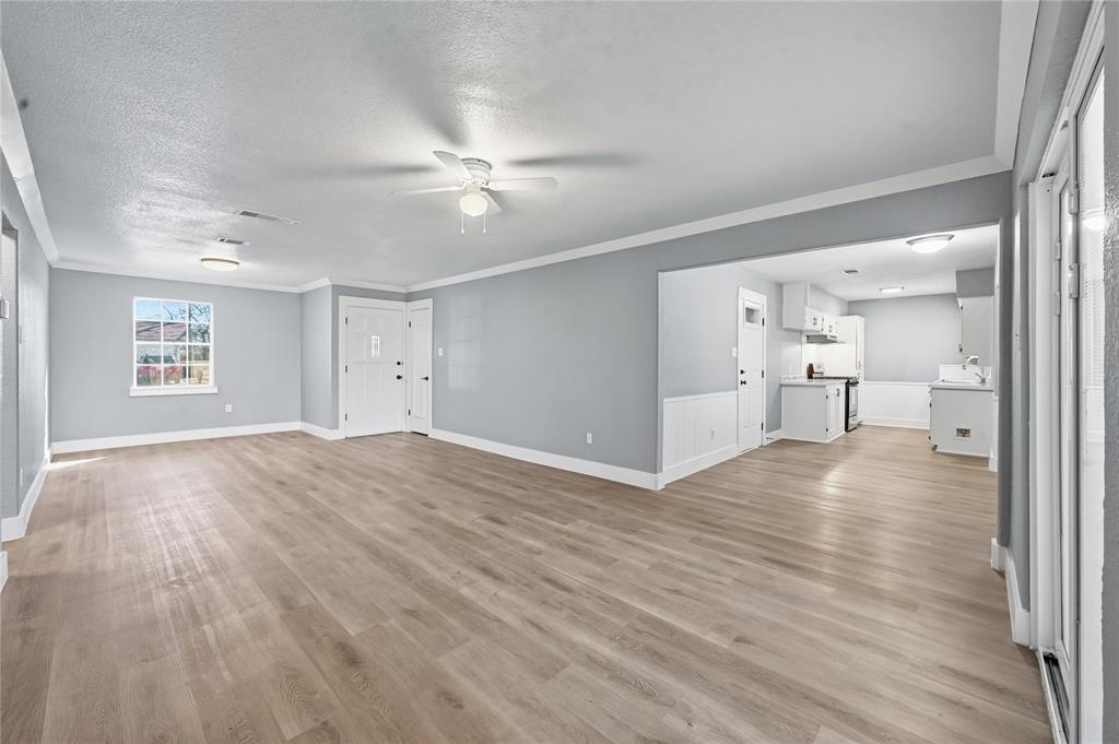 1203 Southmoor Drive