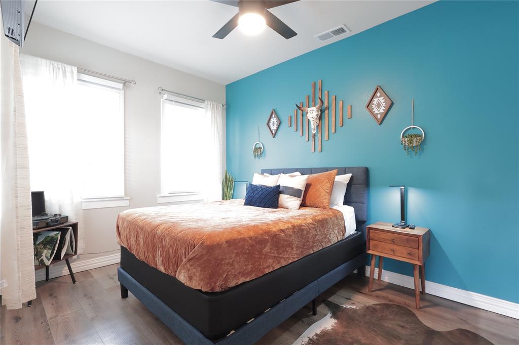 Mulkey Ennis-Ennis - Residential