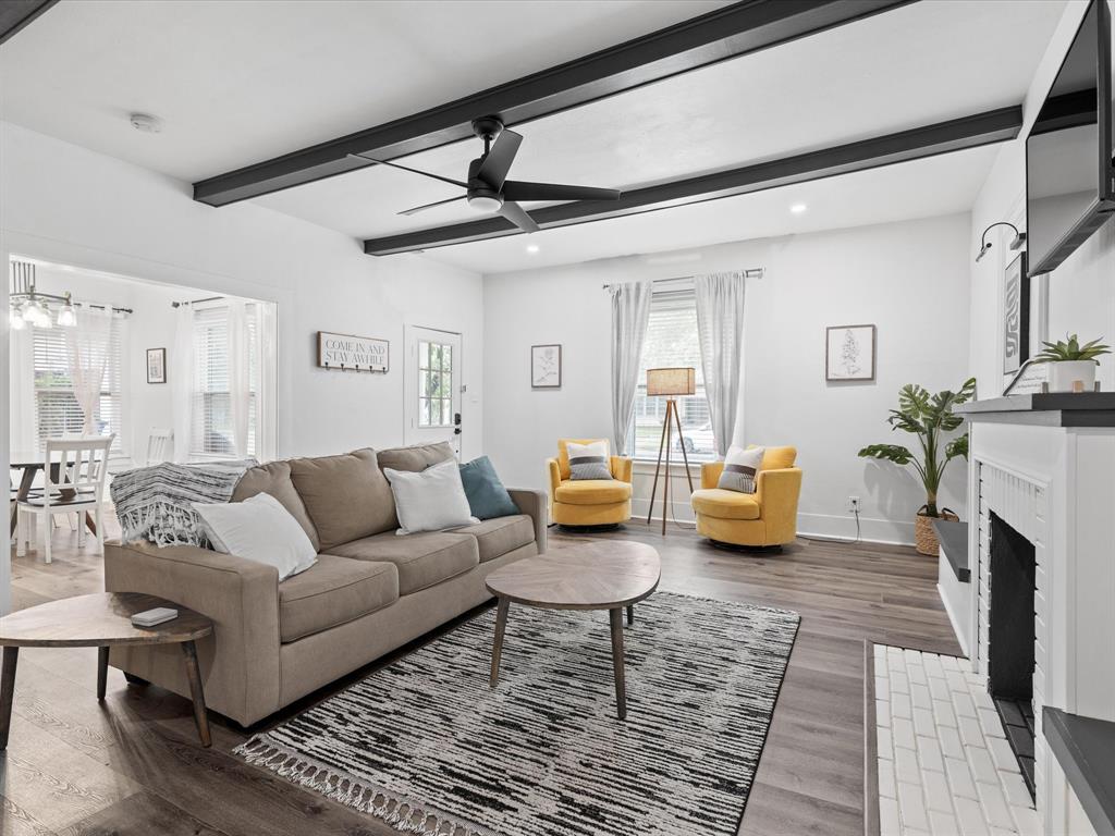 Mulkey Ennis-Ennis - Residential