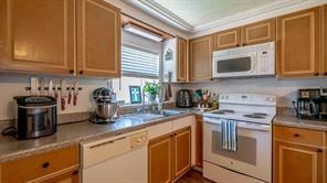 Blue Water Shores - Residential