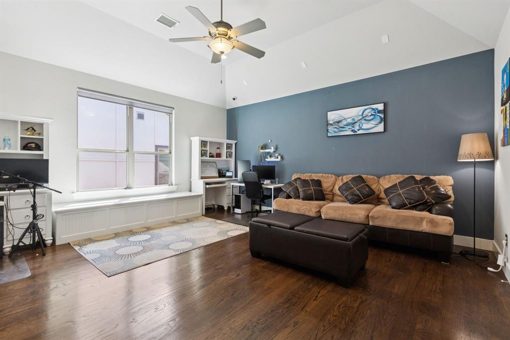 Angel Field West - Residential