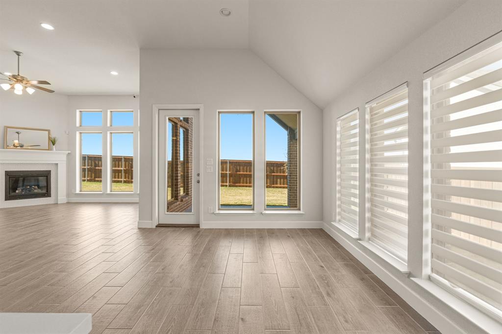 Ventana Ph 5b - Residential