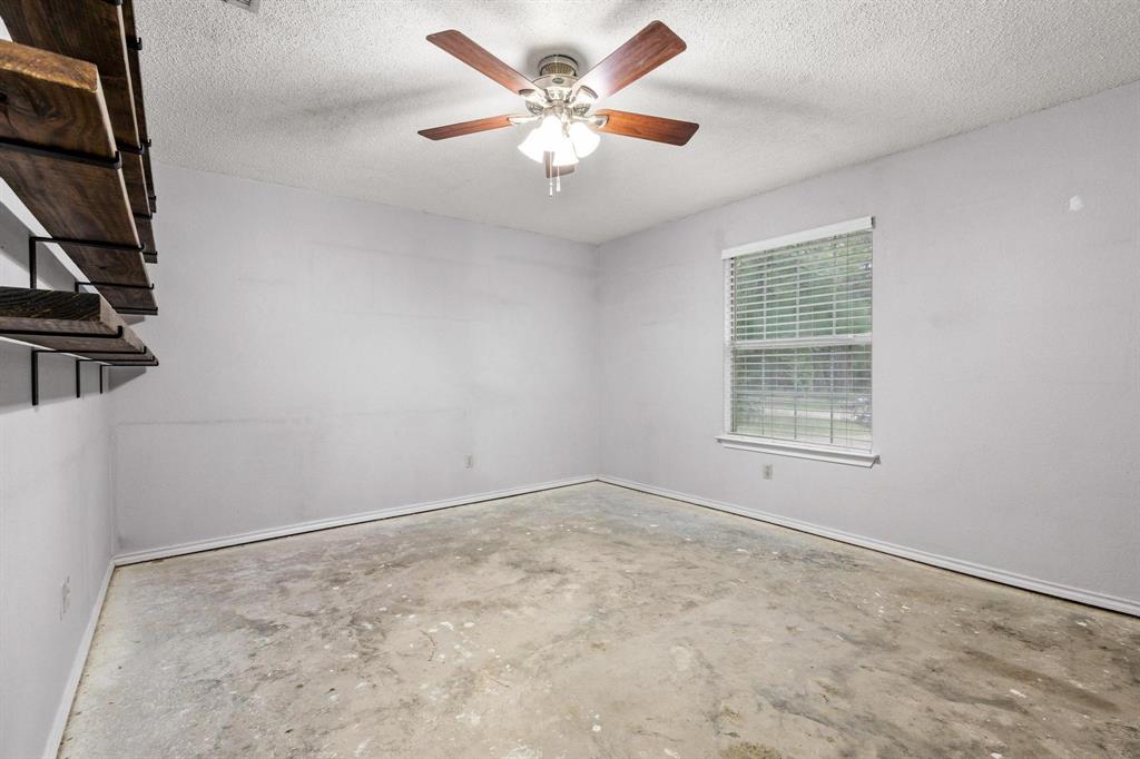 453 County Road 2521