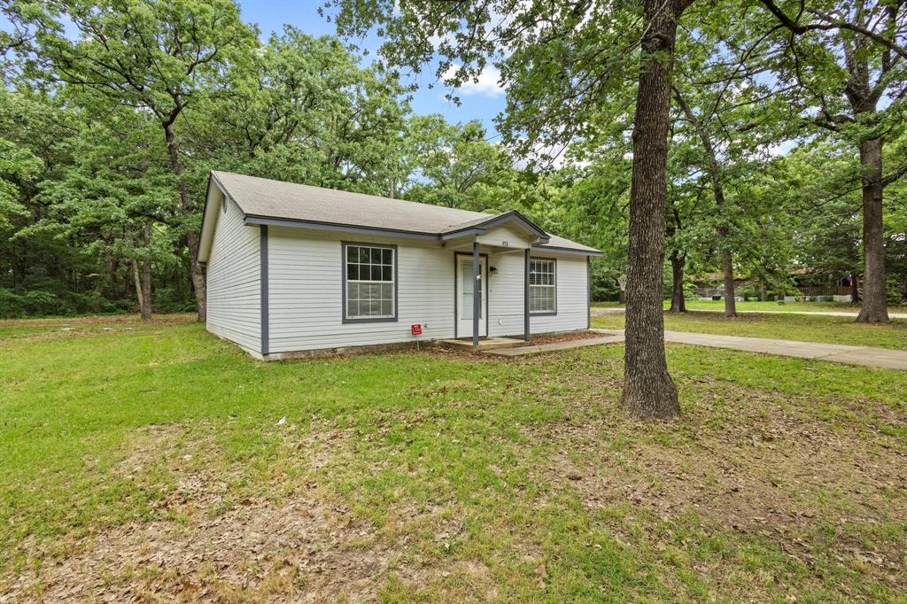 453 County Road 2521