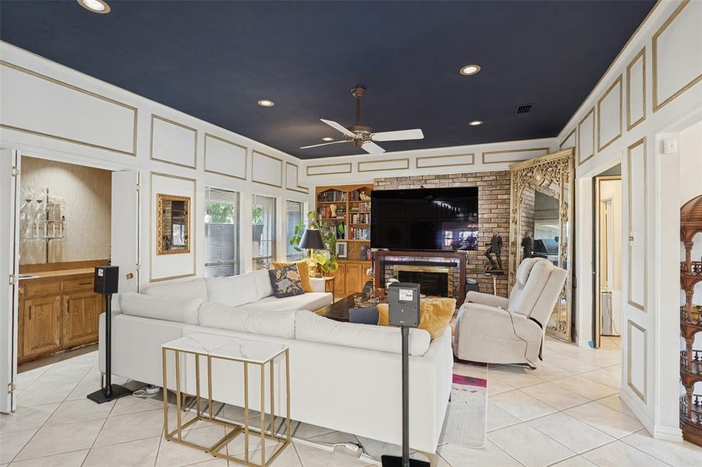 2403 Radcliffe Drive
