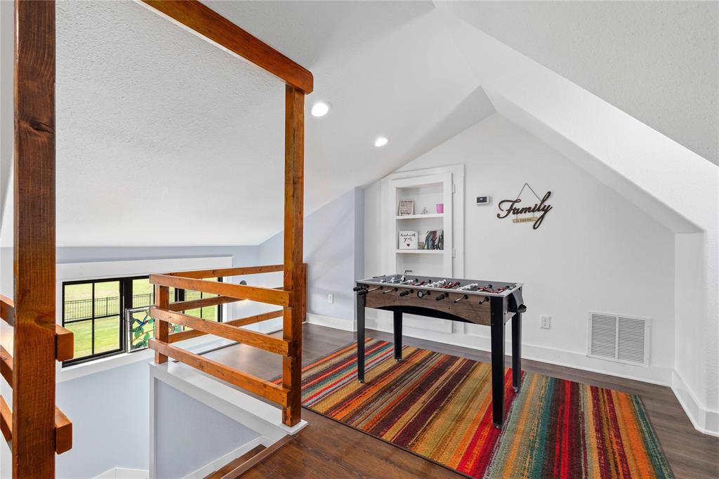 Kings Point Cove - Residential