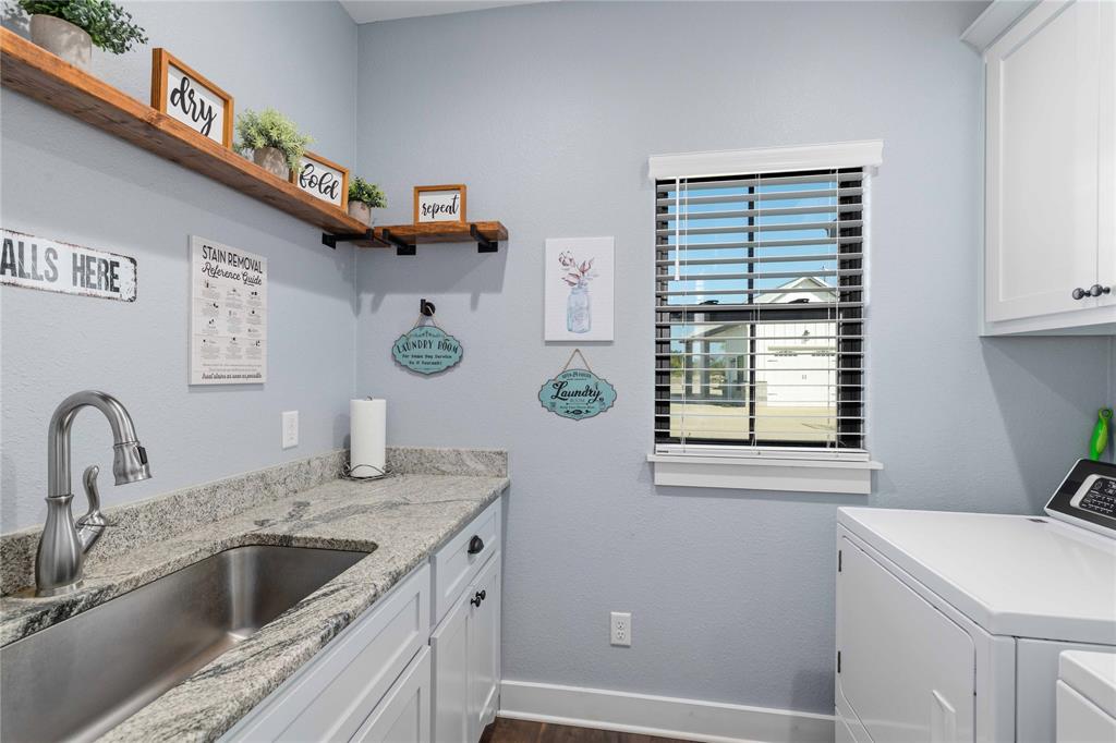 Kings Point Cove - Residential