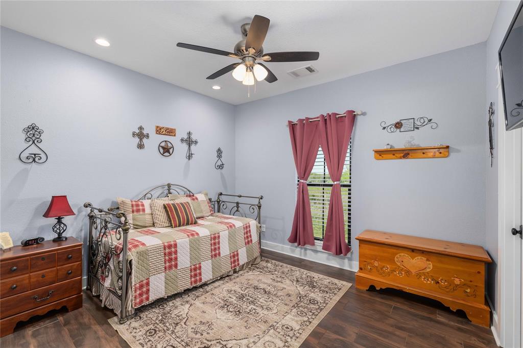 Kings Point Cove - Residential