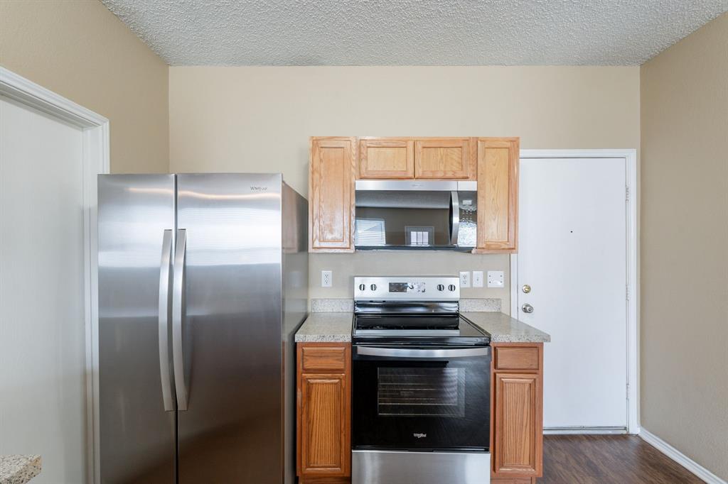 525 Pineview Lane