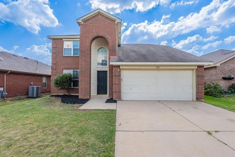 525 Pineview Lane Fort Worth TX 76140