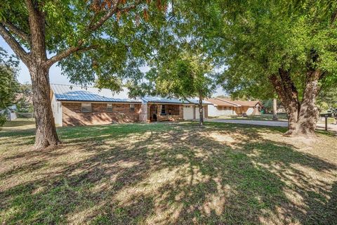 A home in Stephenville