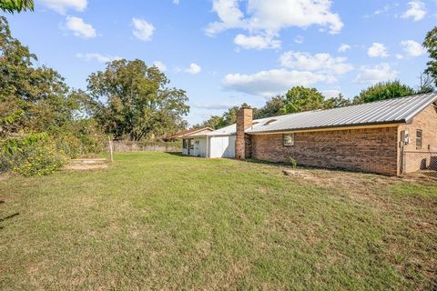 A home in Stephenville