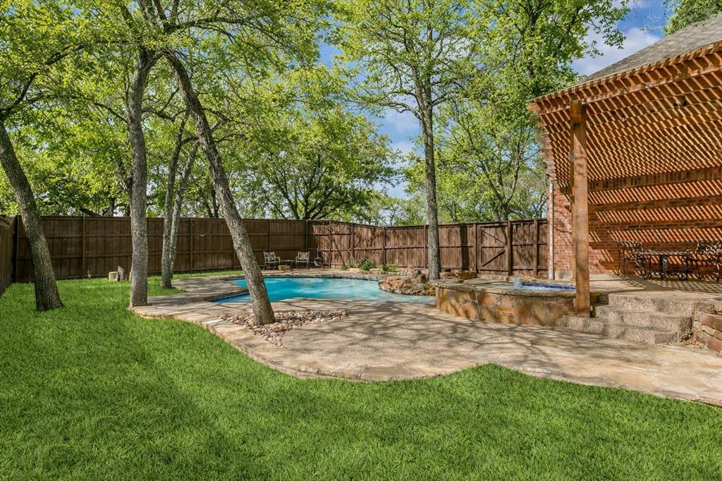 Lakes Of Highland Oaks The - Residential