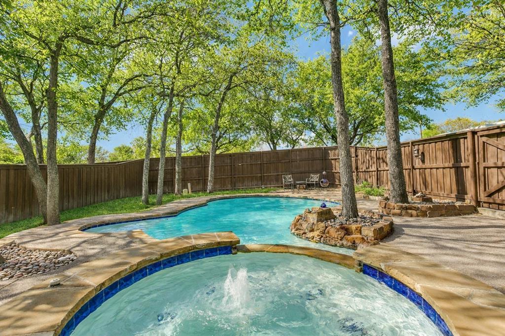 Lakes Of Highland Oaks The - Residential