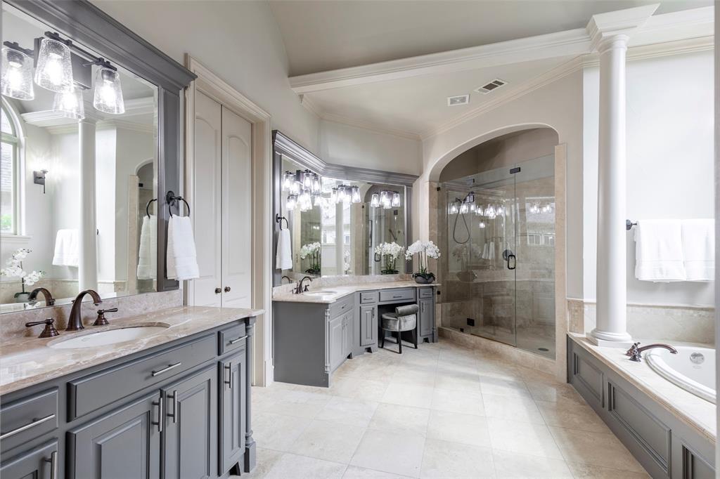 Kings Lake - Residential