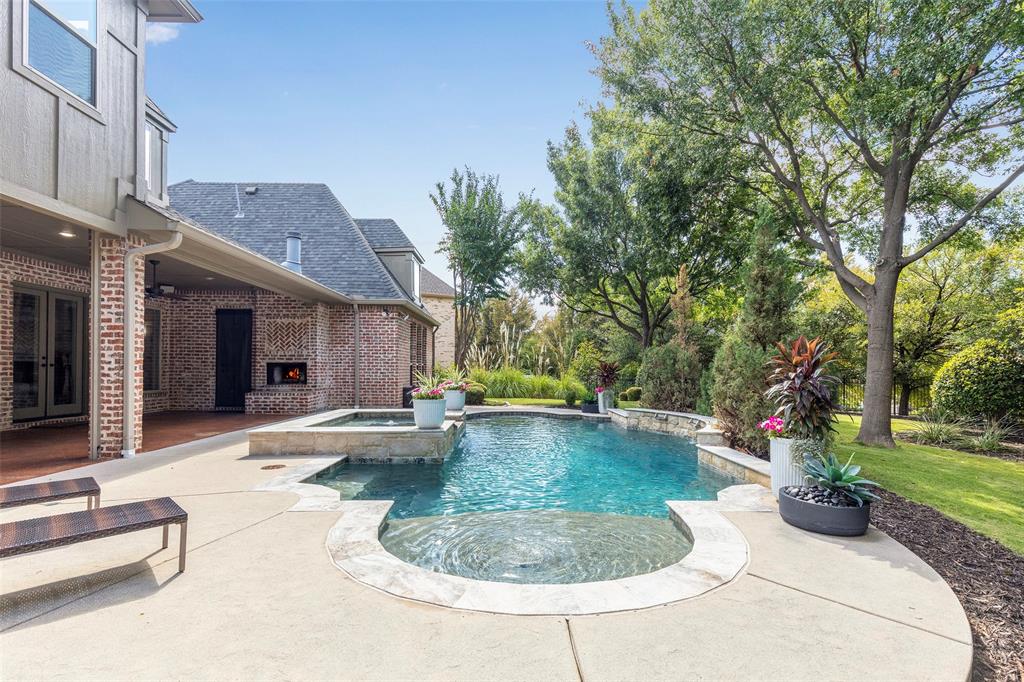 Kings Lake - Residential