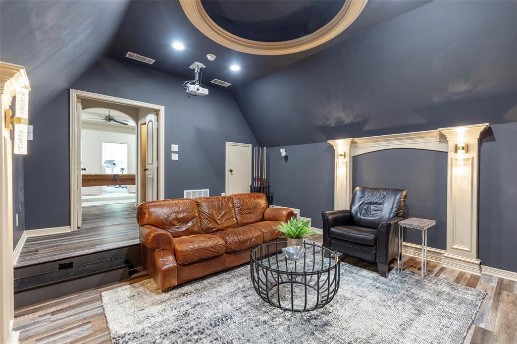 Kings Lake - Residential