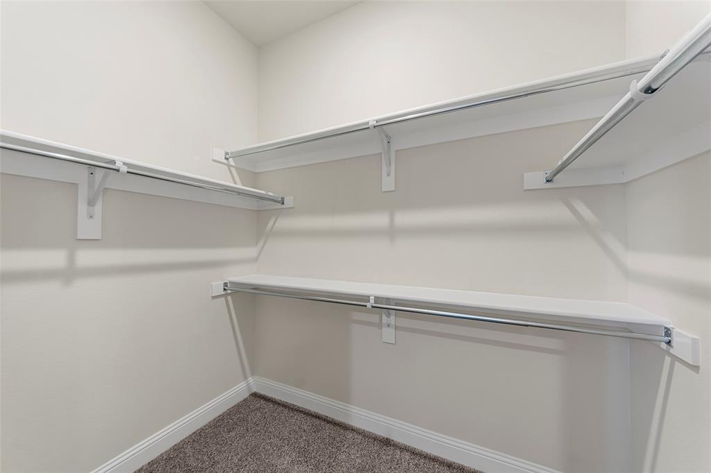 Oak Point Estates - Residential