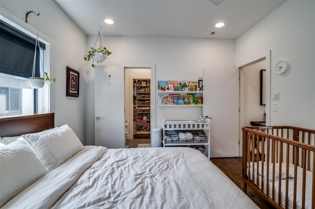 Condominium Hms Lindell Bldg 5 - Residential