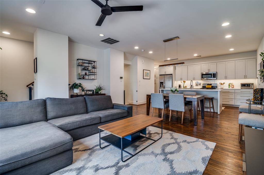 Condominium Hms Lindell Bldg 5 - Residential