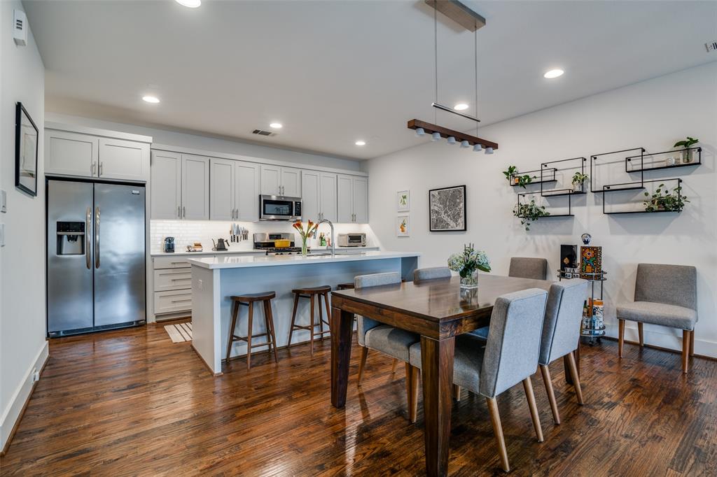 Condominium Hms Lindell Bldg 5 - Residential