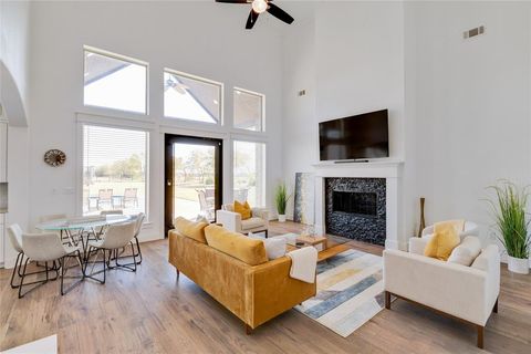 Tiny photo for 1399 E Highland Road, Waxahachie, TX 75167 (MLS # 21187642)