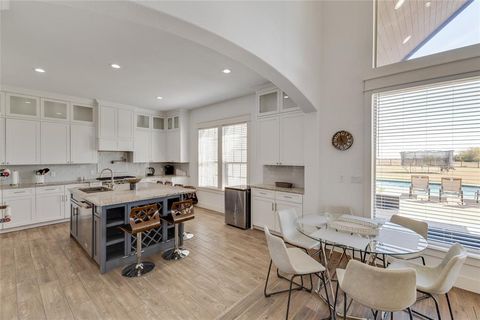 Tiny photo for 1399 E Highland Road, Waxahachie, TX 75167 (MLS # 21187642)