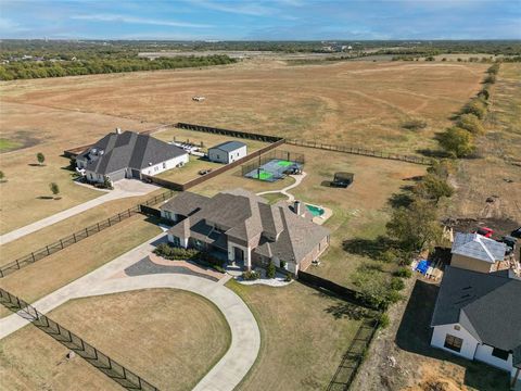 Tiny photo for 1399 E Highland Road, Waxahachie, TX 75167 (MLS # 21187642)