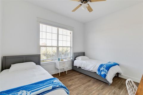 Tiny photo for 1399 E Highland Road, Waxahachie, TX 75167 (MLS # 21187642)