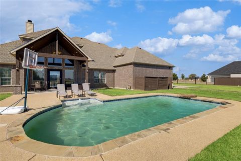 Tiny photo for 1399 E Highland Road, Waxahachie, TX 75167 (MLS # 21187642)