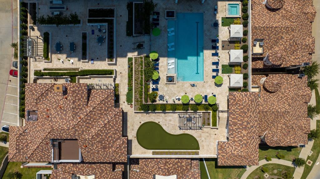 Lakeside Tower - Residential