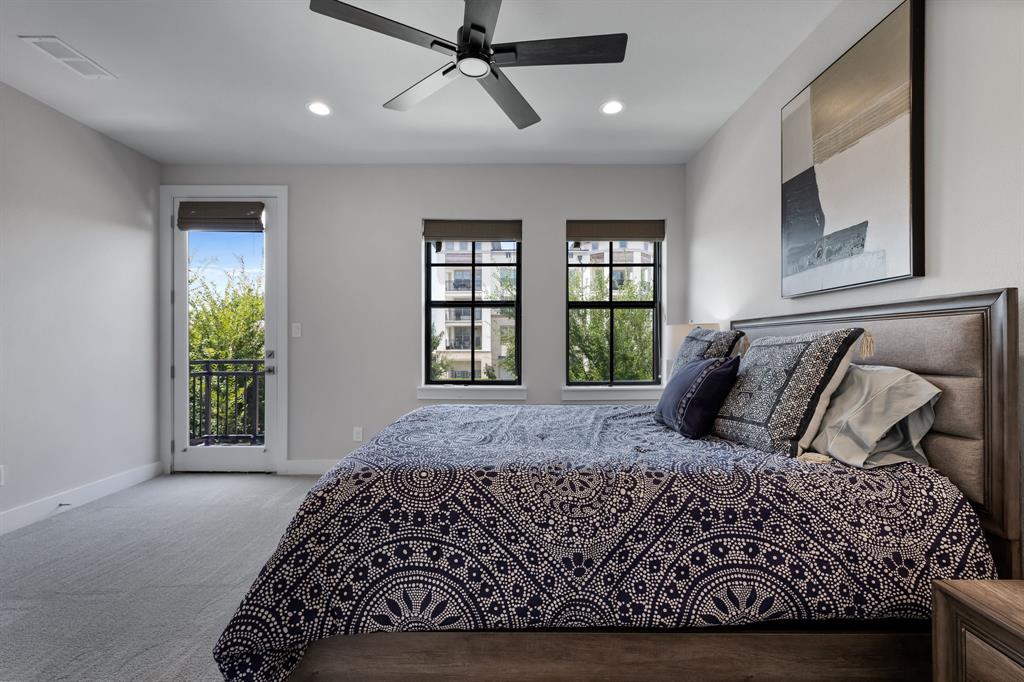 Lakeside Tower - Residential