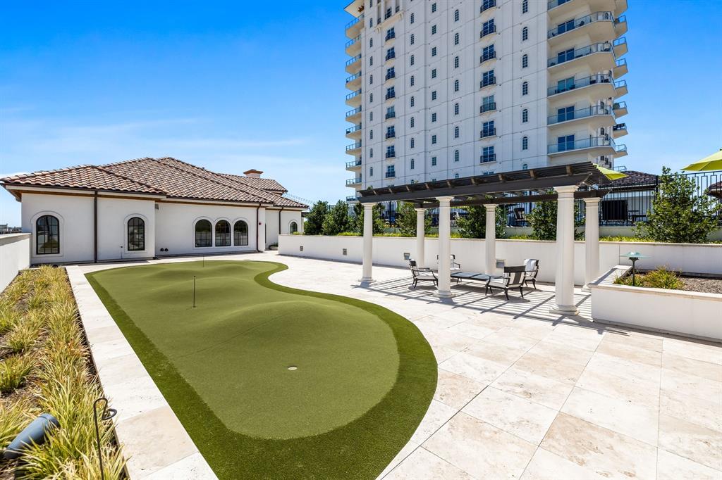 Lakeside Tower - Residential