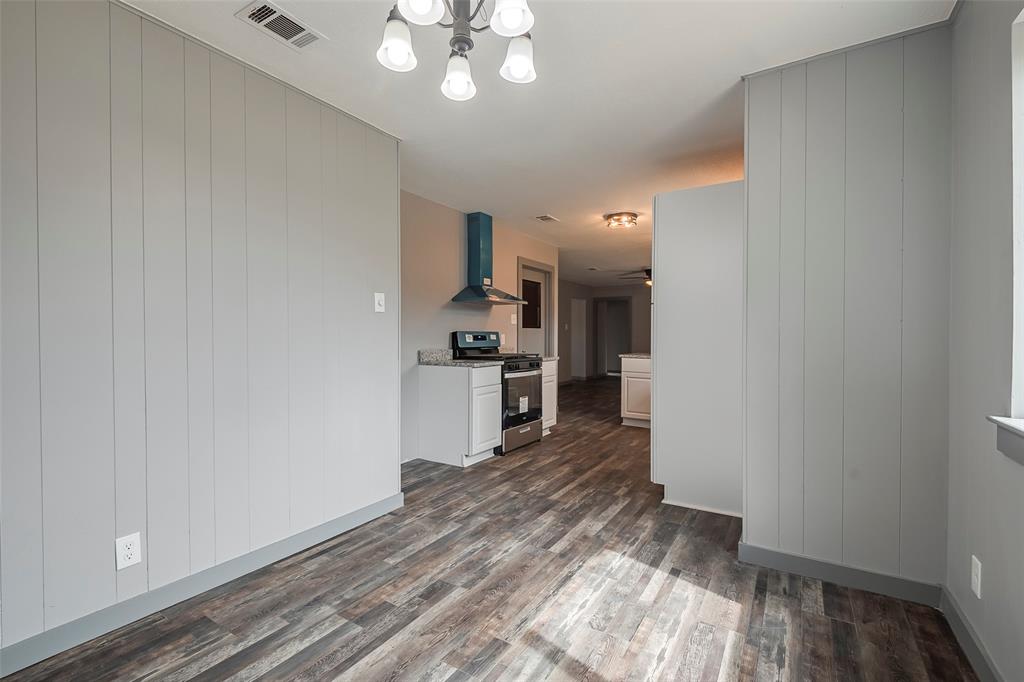 Arlington, Texas 76012, United States, 4 Bedrooms Bedrooms, ,2 BathroomsBathrooms,Residential,Active,84470