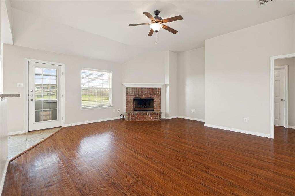 Country Meadows Ph II - Residential Lease