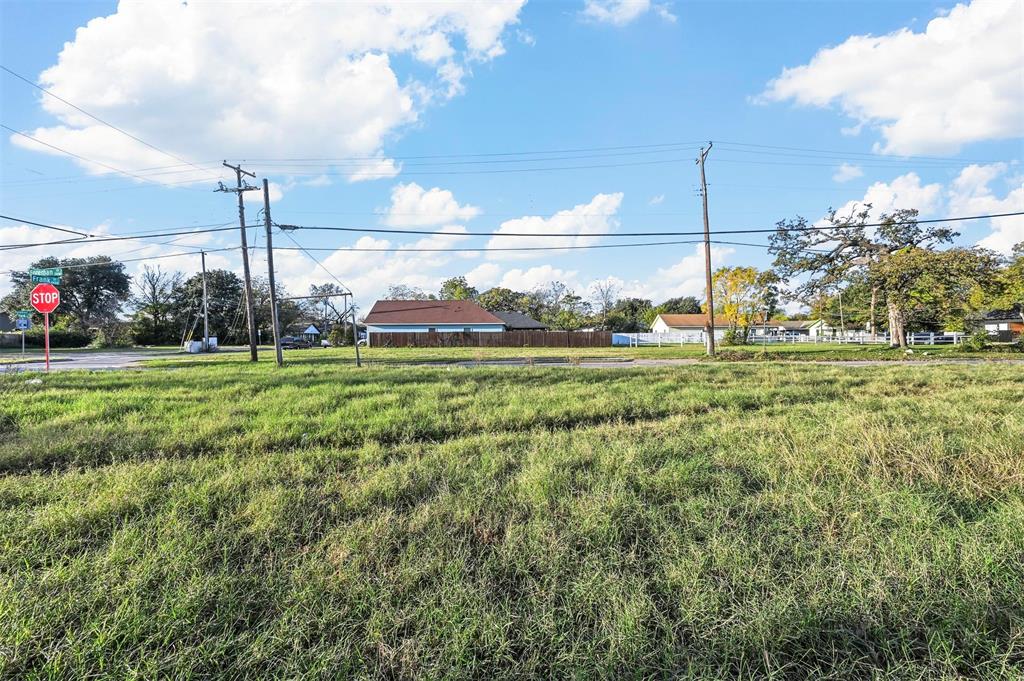 Magnolia Park - Commercial Sale