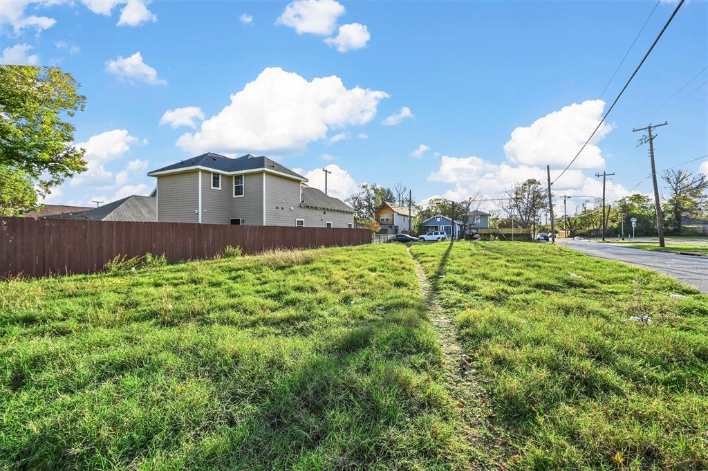 Magnolia Park - Commercial Sale