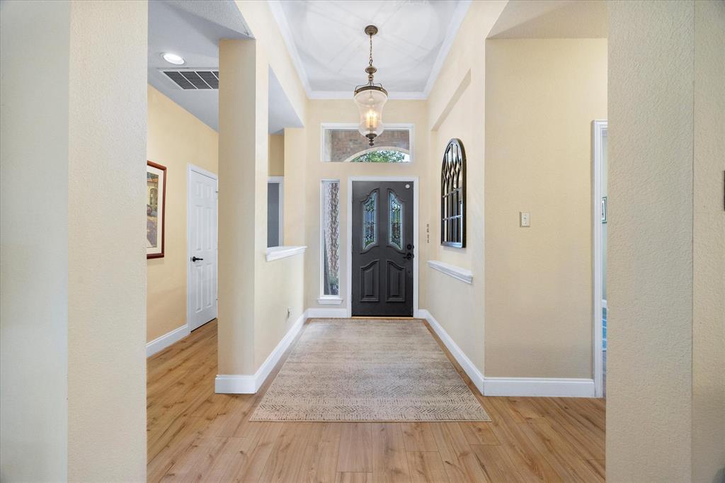2705 Oakland Hills Drive