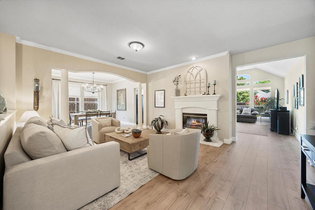 2705 Oakland Hills Drive