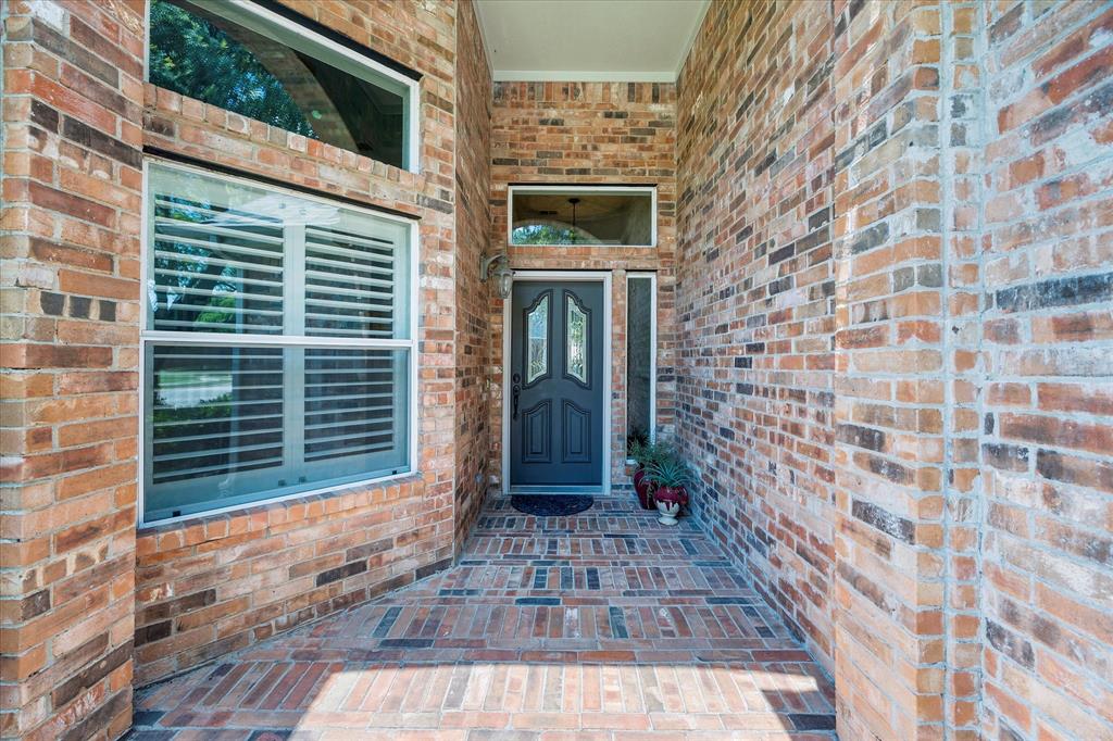 2705 Oakland Hills Drive