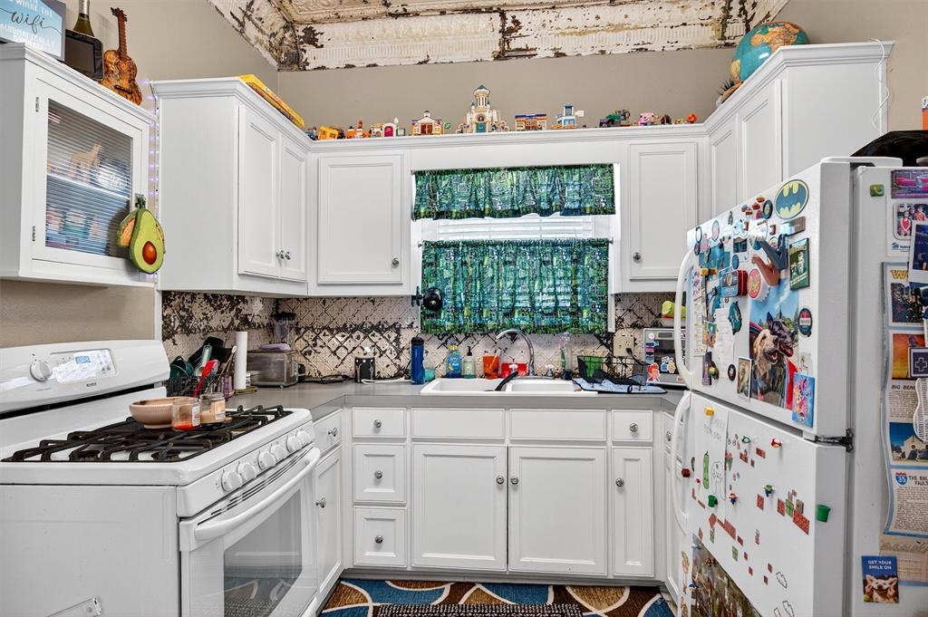 MILLERS SECOND ADDN REPLAT LT 9 & 51 - Residential