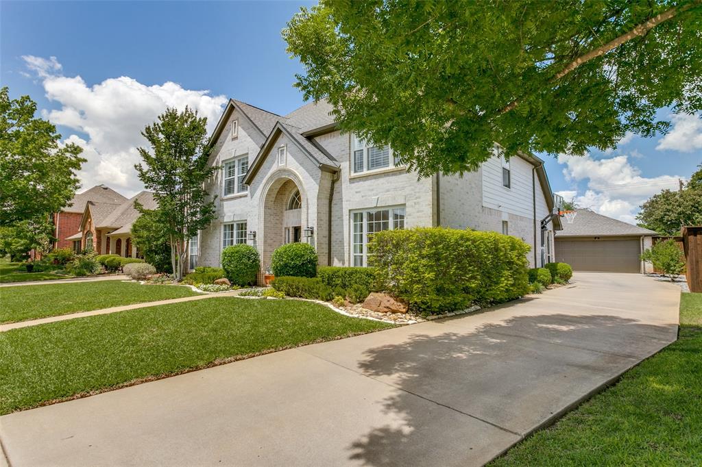 2811 Flint Trail
